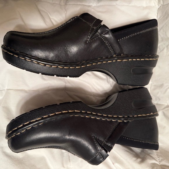 Eastland nusing clogs - Picture 2 of 5